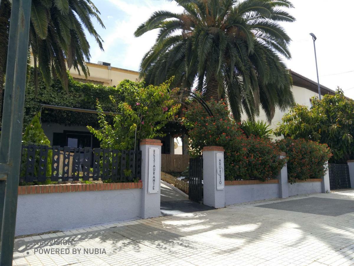 ADEREZO Hostal Restaurante La Zarza  Exterior foto