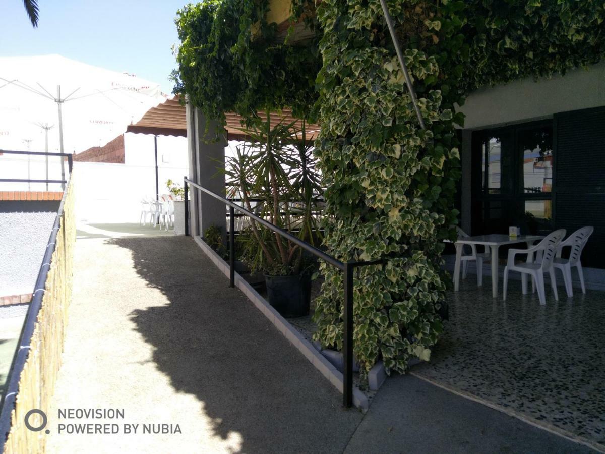 ADEREZO Hostal Restaurante La Zarza  Exterior foto